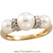 14K Yellow Gold 07.00- 05.00-05.50 Freshwater Cultured Pearl And Diamond Ring